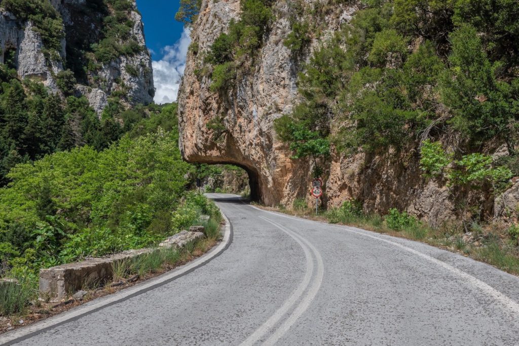 road mountain taygetos